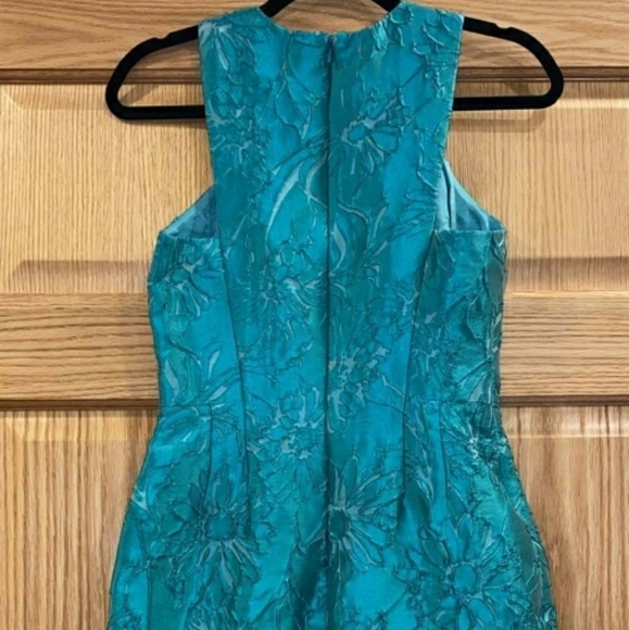 Carmen Marc Valvo Cocktail Dress - Picture 11 of 13